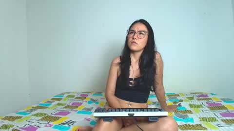 Snapshot of mad_dy_ chatting on March 2025 05:03:02 PM mad_dy_ online show from March 2025 05:03:02 PM