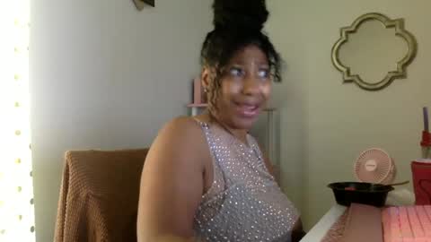 Snapshot of madam_glam chatting on July 2026 04:34:01 PM madam_glam online show from July 2026 04:34:01 PM