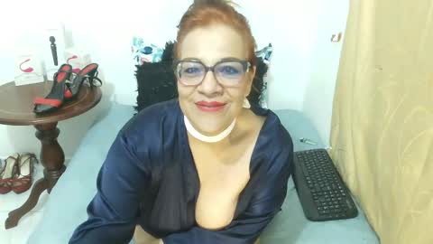 Snapshot of madame_desire_ chatting on April 2026 01:41:02 PM madame_desire_ online show from April 2026 01:41:02 PM