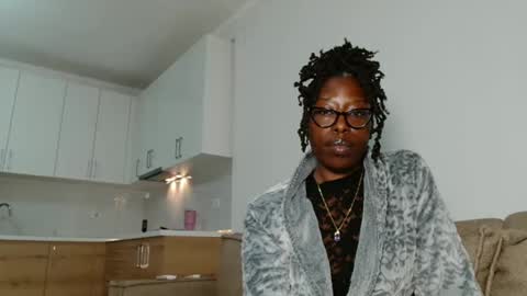 Snapshot of madamindigo chatting on February 2026 06:55:02 PM YourMadamIndigo online show from February 2026 06:55:02 PM