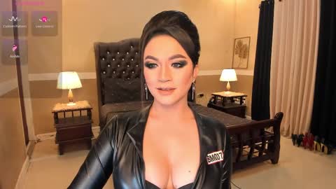 Snapshot of madammistressdominatrixxx chatting on February 2025 10:53:01 PM Alison Kloss online show from February 2025 10:53:01 PM