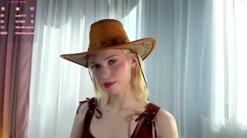 Fiona online show from April 2026 04:50:02 AM