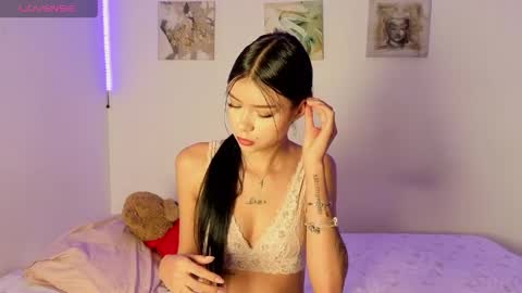 Snapshot of maddiexcooper chatting on May 2026 01:11:01 AM maddiexcooper online show from May 2026 01:11:01 AM