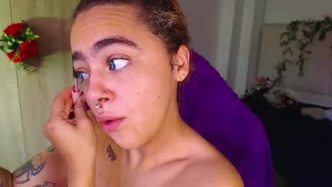 Snapshot of maddiiebrooks chatting on October 2025 03:07:01 PM Maddie online show from October 2025 03:07:01 PM