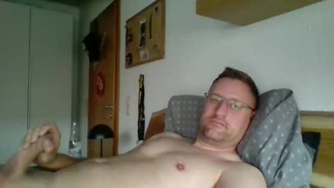 Snapshot of maddin8891 chatting on October 2025 08:40:02 AM Maddin online show from October 2025 08:40:02 AM