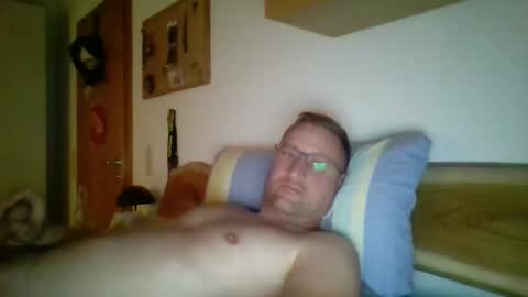 Snapshot of maddin8891 chatting on November 2025 06:51:01 PM Maddin online show from November 2025 06:51:01 PM