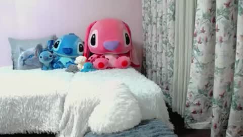 Snapshot of maddison_summer chatting on January 2026 11:18:01 PM Maddison Summer online show from January 2026 11:18:01 PM