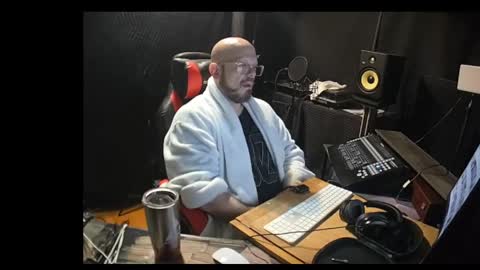 Snapshot of maddox840 chatting on May 2026 06:40:01 AM maddox840 online show from May 2026 06:40:01 AM