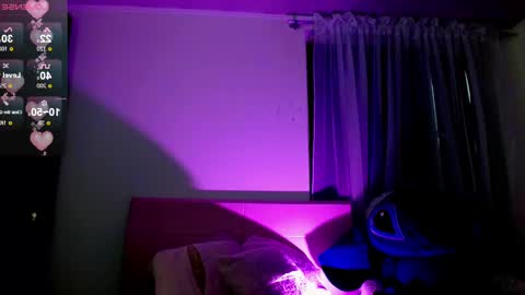 Maddy UwU online show from February 2025 12:44:02 PM