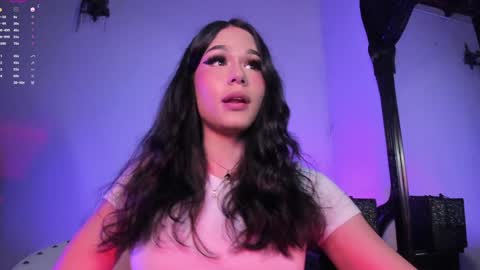 Snapshot of maddy_rios chatting on December 2024 03:47:01 AM maddy_rios online show from December 2024 03:47:01 AM