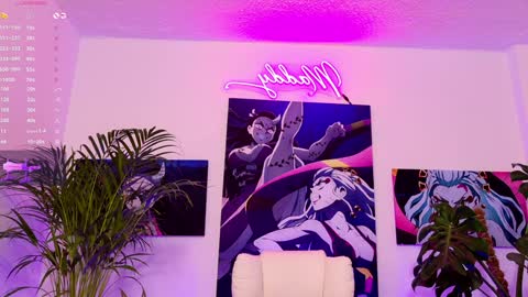 maddy_uwu online show from December 2024 08:55:02 AM