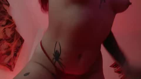 Snapshot of maddy_vicius19 chatting on October 2025 11:49:01 PM maddy_vicius19 online show from October 2025 11:49:01 PM