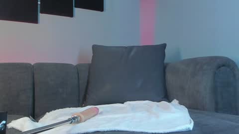 Maddy  online show from December 2024 08:43:01 PM