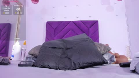 maddyjohnsonn online show from November 2025 04:01:02 AM