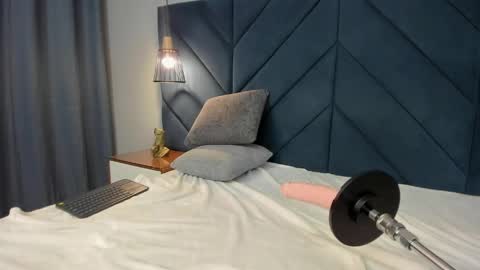 Maddy  online show from April 2026 10:36:01 PM