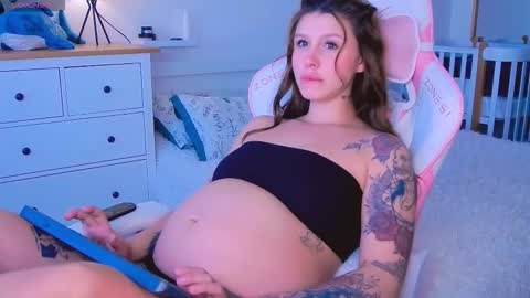 Snapshot of made_by_heaven chatting on September 2025 11:25:01 AM Rada online show from September 2025 11:25:01 AM