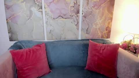 madelaines online show from January 2026 09:14:02 AM