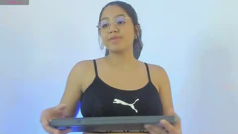 Snapshot of madelayn_torres chatting on June 2026 11:12:02 AM madelayn_torres online show from June 2026 11:12:02 AM