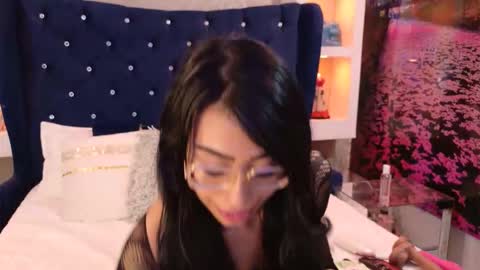 Madelene hills online show from April 2026 08:03:01 AM