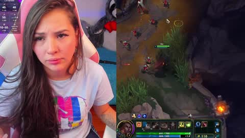 Snapshot of madeleine_shinobi chatting on January 2025 01:45:02 AM Emily Only Fans online show from January 2025 01:45:02 AM