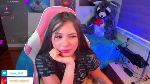 Snapshot of madeleine_shinobi chatting on January 2025 11:39:02 PM Emily Only Fans online show from January 2025 11:39:02 PM