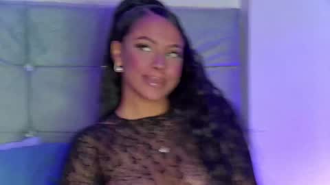 Snapshot of madeleinxxx_ chatting on December 2024 05:53:01 AM madeleinxxx_ online show from December 2024 05:53:01 AM