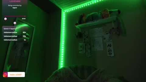 Madeline  online show from February 2025 05:14:02 AM