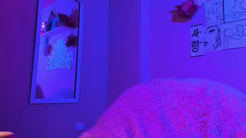 Madeline  online show from March 2025 10:24:02 AM