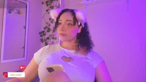 Madeline  online show from September 2025 02:00:01 AM