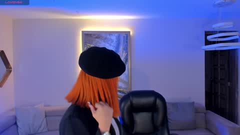 Snapshot of madelinefox_ chatting on February 2025 09:22:01 AM Madeline online show from February 2025 09:22:01 AM