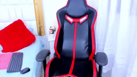 Madeline online show from January 2025 04:59:01 AM