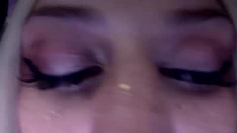 Snapshot of madelinevalentine chatting on November 2025 05:42:02 AM madeline online show from November 2025 05:42:02 AM