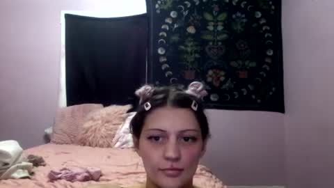 Snapshot of madelinevalentine chatting on February 2026 04:22:01 AM madeline online show from February 2026 04:22:01 AM