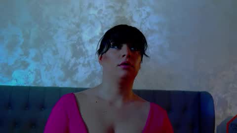 madelynvelure online show from February 2026 08:43:01 AM