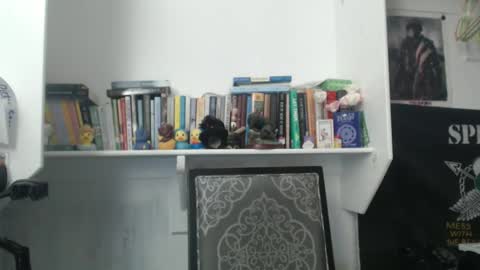 Letty online show from October 2025 07:51:01 PM