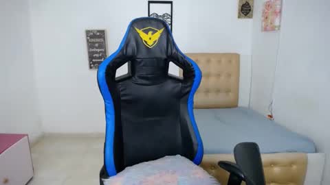 madinsoncopper online show from January 2025 11:22:01 PM