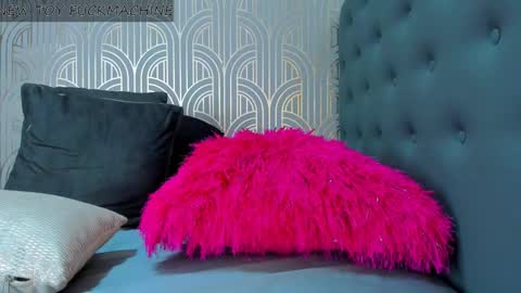   online show from January 2025 01:53:02 AM