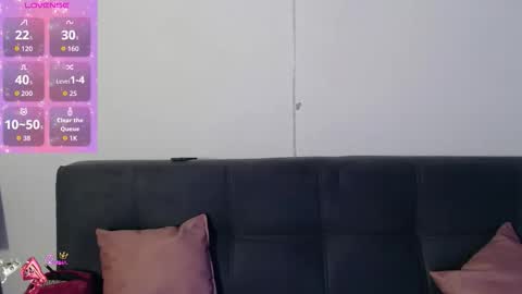 madison_oli online show from December 2025 01:55:02 AM