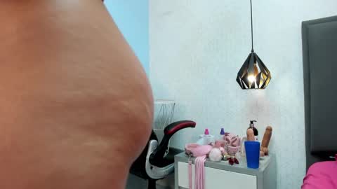 Snapshot of madison_rowan chatting on January 2025 09:07:01 AM MADI online show from January 2025 09:07:01 AM