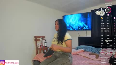 Snapshot of madisonbrunette_lxs chatting on November 2025 04:49:02 PM madison online show from November 2025 04:49:02 PM