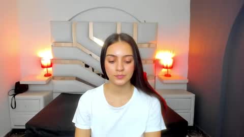 Snapshot of madisoncarzon chatting on September 2025 07:58:02 PM Madison Carzon online show from September 2025 07:58:02 PM