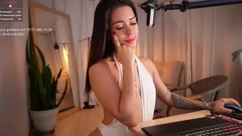 madisonlara online show from March 2025 05:49:01 PM