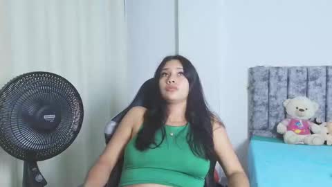 Valentina online show from December 2025 05:45:02 AM