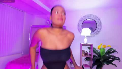 Snapshot of madisson_davon chatting on December 2024 02:05:01 PM Madisson Davon online show from December 2024 02:05:01 PM