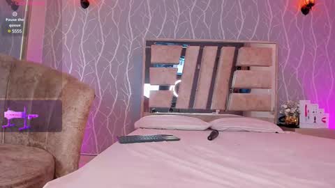 Snapshot of madisson_fox1 chatting on February 2025 06:37:01 PM online show from February 2025 06:37:01 PM