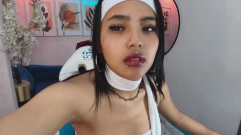 Snapshot of madisson_thompsonn chatting on May 2026 09:00:02 PM madisson_thompsonn online show from May 2026 09:00:02 PM