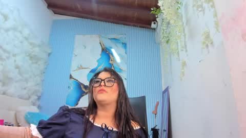 Snapshot of madokaa22 chatting on May 2026 12:10:01 PM Madoka online show from May 2026 12:10:01 PM