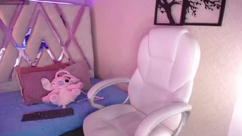 Madyson online show from April 2026 11:58:01 AM