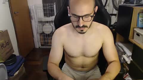 Snapshot of madziula chatting on January 2025 05:19:02 AM Peter online show from January 2025 05:19:02 AM