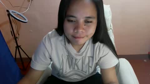 mae_lovers234xx online show from February 2025 06:51:02 PM